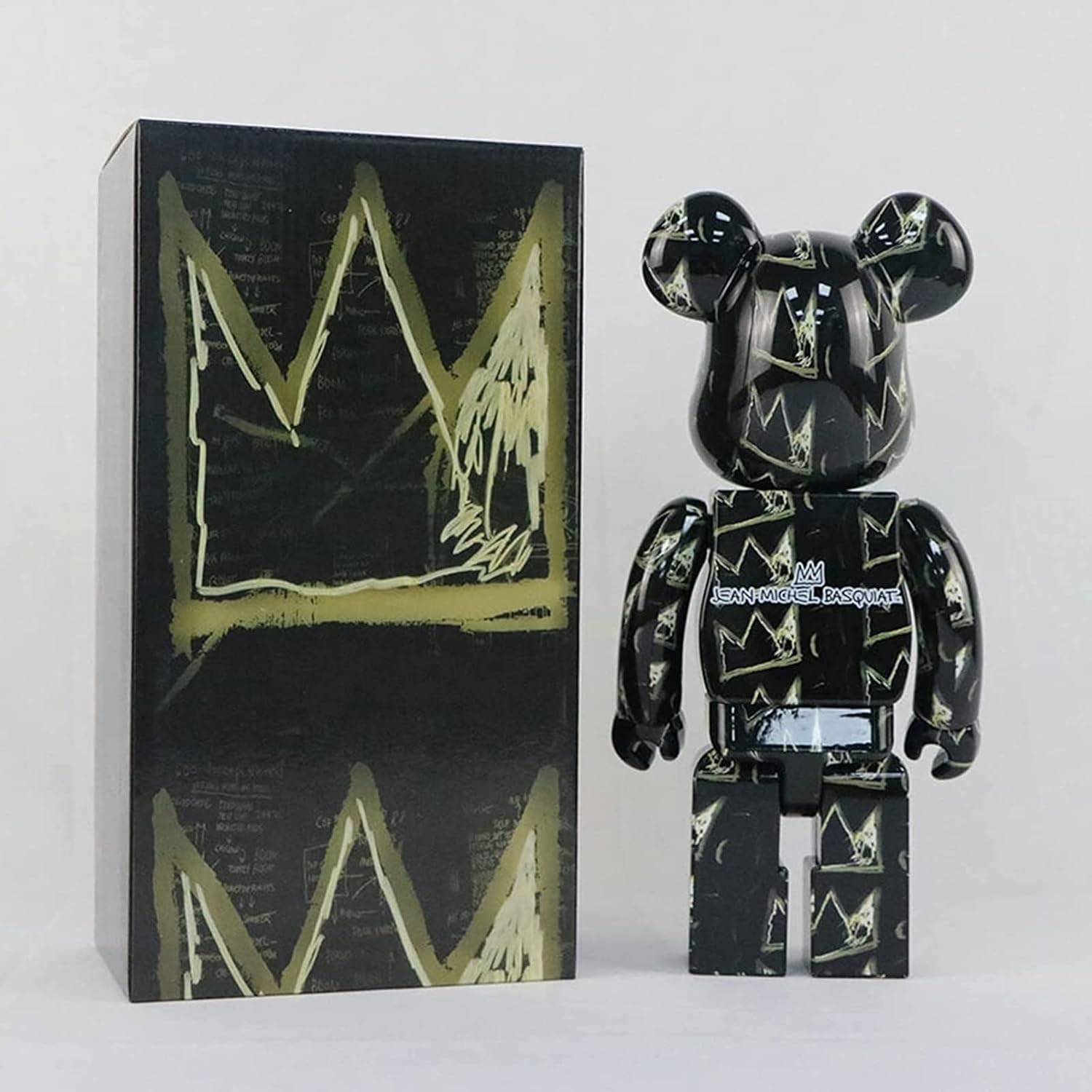 Bearbricks Violent Bear Building Blocks Bear Basquiat الجيل الثامن من تمثال التاج الذهبي 400٪ نموذج لعبة مصنوعة يدويا هدية أزياء زخرفة قابلة للتحصيل تمثال النحت 28 سم (11 بوصة) أ