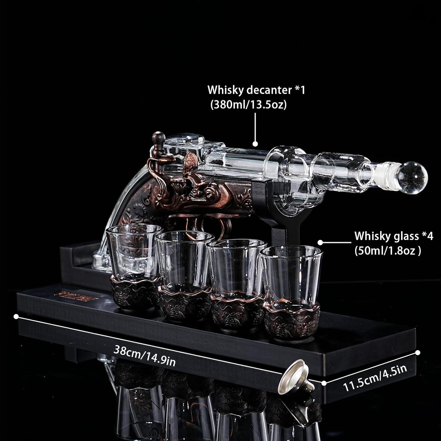 مجموعة Gun Whisky Decanter مع 4 نظارات طلقة، هدايا رائعة وفريدة من نوعها للرجال Dad Boyfriends، Liquor Gun Decanter Set إضافة رائعة إلى Home Bar، Gun Liquor Dispenser Fun Conversation Starter