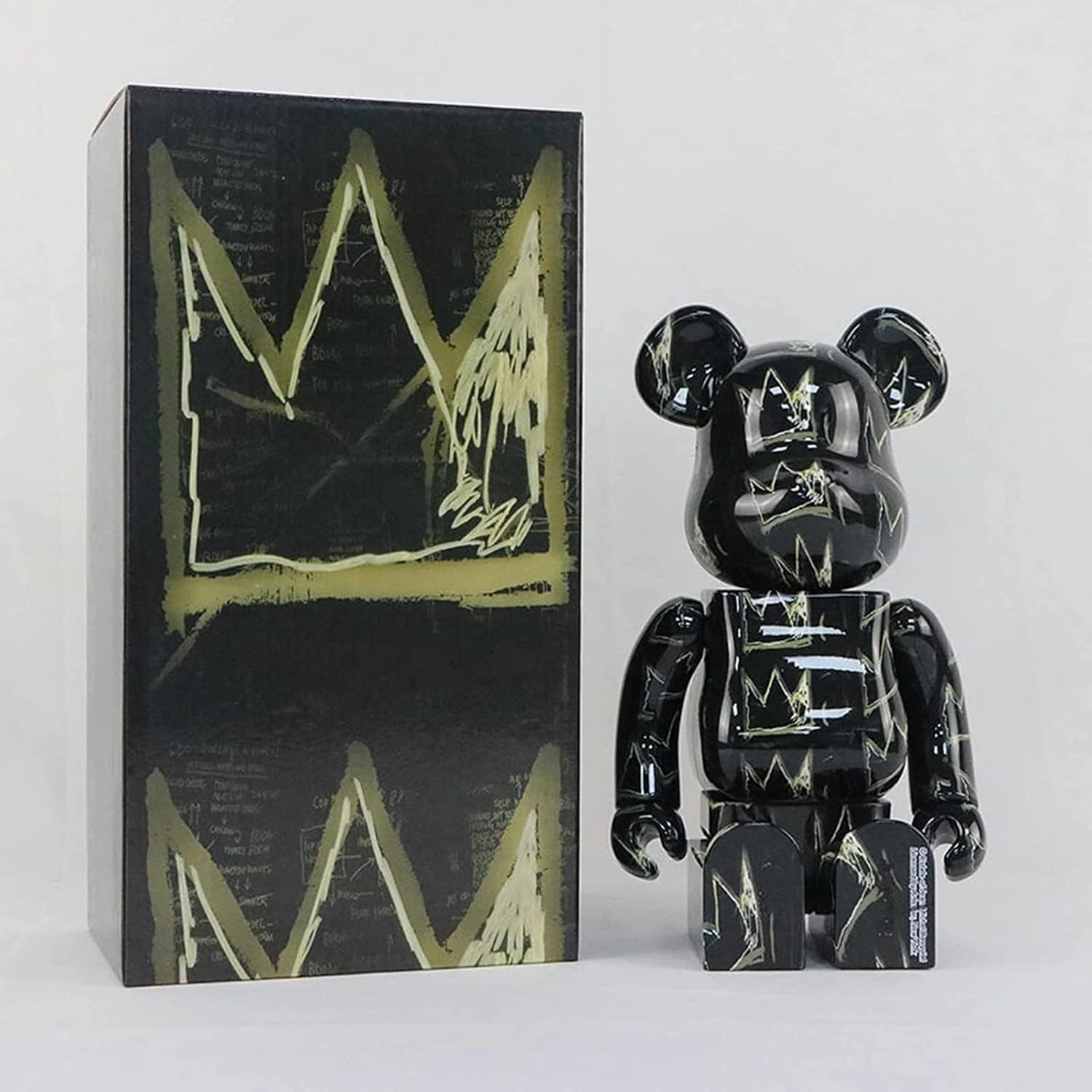 Bearbricks Violent Bear Building Blocks Bear Basquiat الجيل الثامن من تمثال التاج الذهبي 400٪ نموذج لعبة مصنوعة يدويا هدية أزياء زخرفة قابلة للتحصيل تمثال النحت 28 سم (11 بوصة) أ
